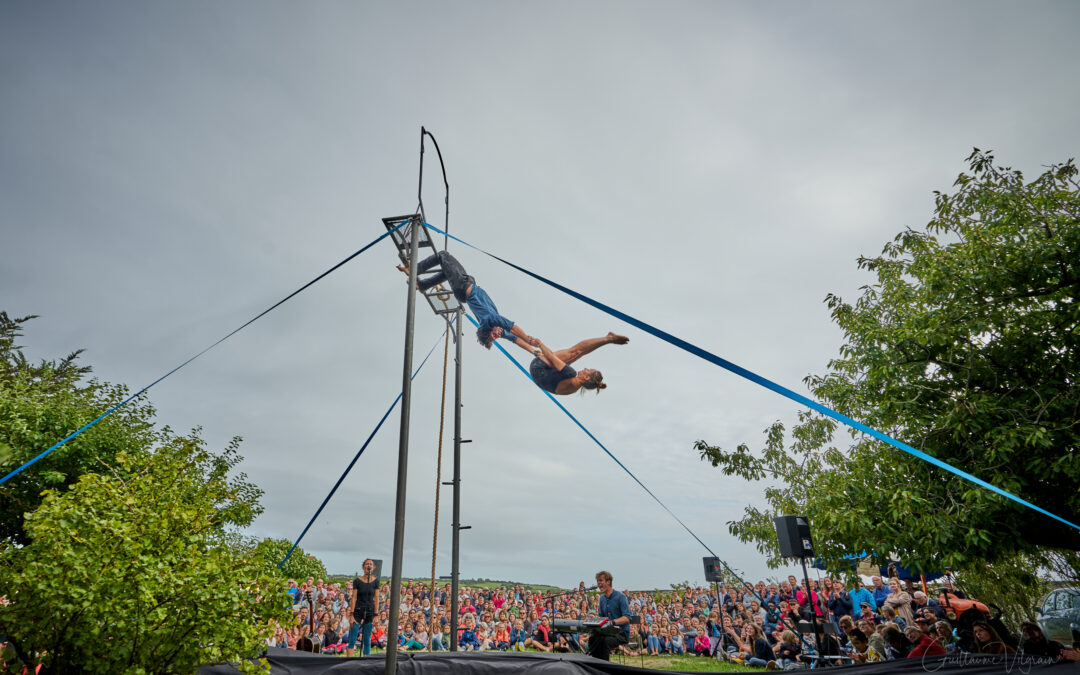 Spectacle cirque + musique live par la Compagnie VagAbonde – Jeudi 29 mai et dimanche 1er juin, 16h